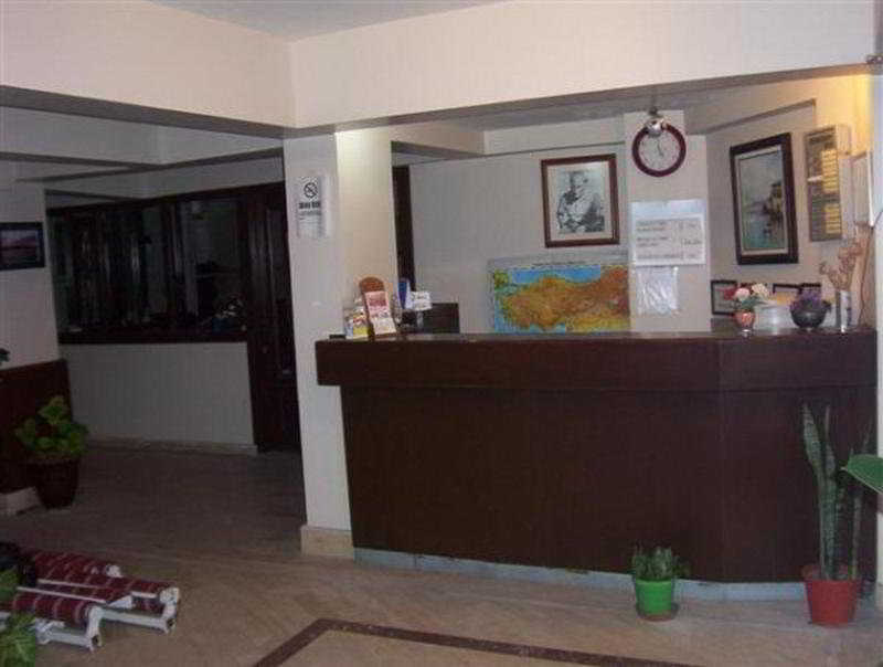 Ekin Hotel Kusadasi Exterior photo