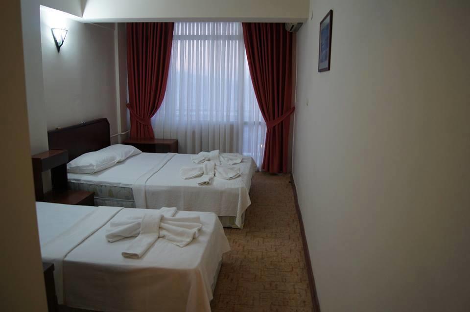 Ekin Hotel Kusadasi Exterior photo